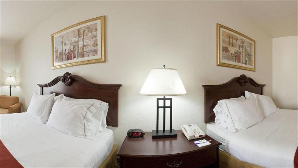 Hotel Country & By Radisson, Rj Stadium - Airport East